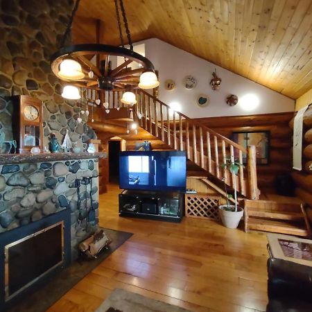 Union Bay Log Home Εξωτερικό φωτογραφία